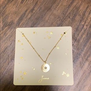 Francesca’s collections birth mounts necklace June